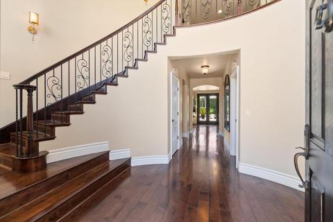 1917 Arena Dr, Davis, CA 95618 photo 2