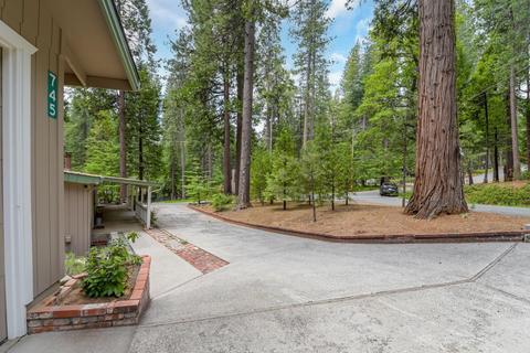 745 Dean Way, Arnold, CA 95223 photo 2