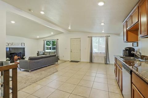 2425 Porter Way, Stockton, CA 95207 photo 7