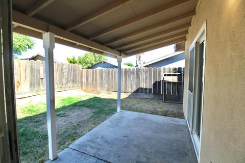 770 E B St, Oakdale, CA 95361 photo 13