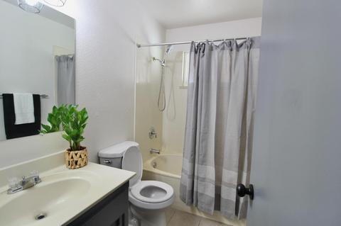 770 E B St, Oakdale, CA 95361 photo 9