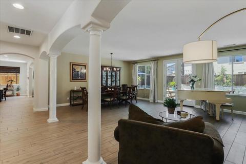 2431 Amatchi Dr, Tracy, CA 95304 photo 8