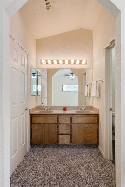 876 Doris Dr, Grass Valley, CA 95945 photo 15