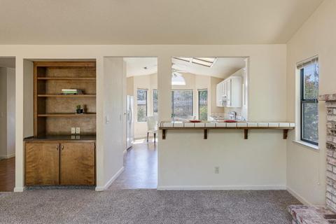 876 Doris Dr, Grass Valley, CA 95945 photo 11