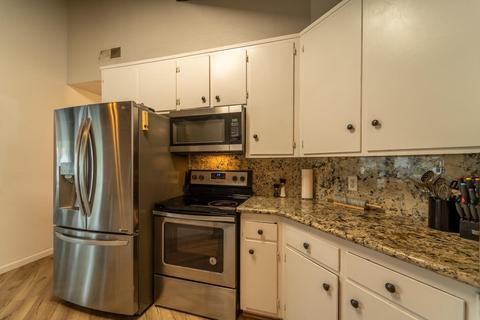 1409 Staci Ln, Modesto, CA 95355 photo 12
