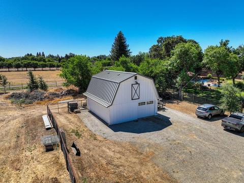 8261 Dillard Rd, Wilton, CA 95693 photo 6