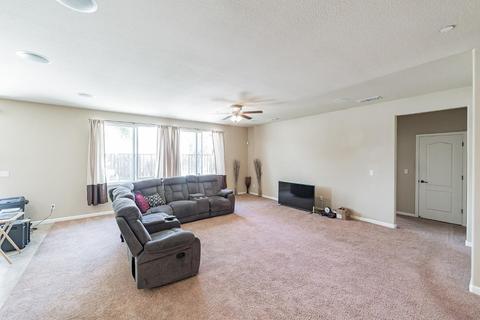 1457 Daisy Dr, Patterson, CA 95363 photo 5