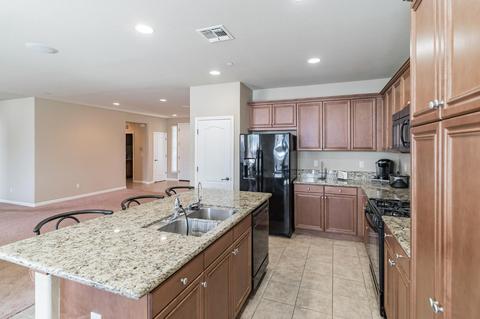 1457 Daisy Dr, Patterson, CA 95363 photo 9