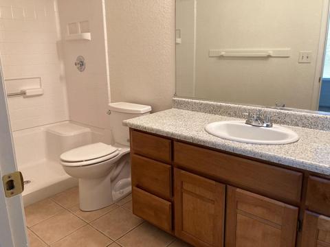 107 Benner Ct, Galt, CA 95632 photo 9