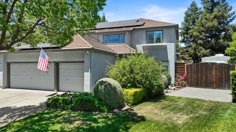 1045 Larkspur Dr, Tracy, CA 95376 photo 1