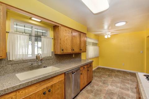 4731 Jan Dr, Carmichael, CA 95608 photo 17