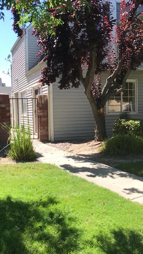 414 E Golf Cir, Manteca, CA 95337 photo 1