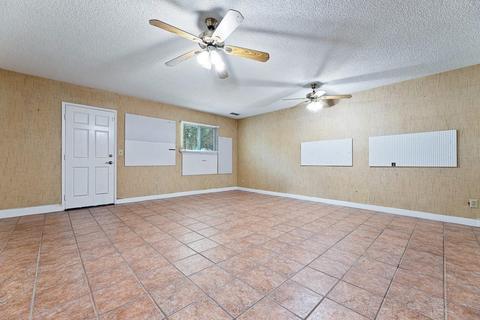 408 Camden Way, Madera, CA 93637 photo 28