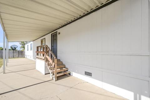 4664 Western Ave, Olivehurst, CA 95961 photo 4