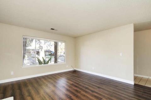 1118 L St, Davis, CA 95616 photo 8