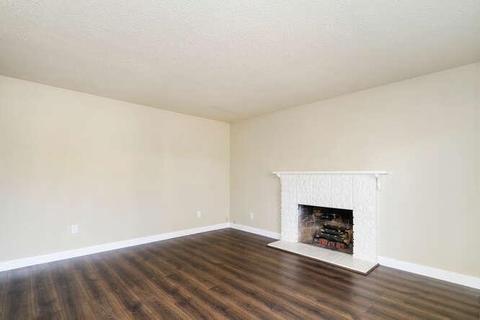 1118 L St, Davis, CA 95616 photo 7