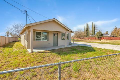 9799 Stanford Ave, Planada, CA 95365 photo 2