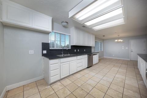 836 Sunrise Ave, Ripon, CA 95366 photo 9