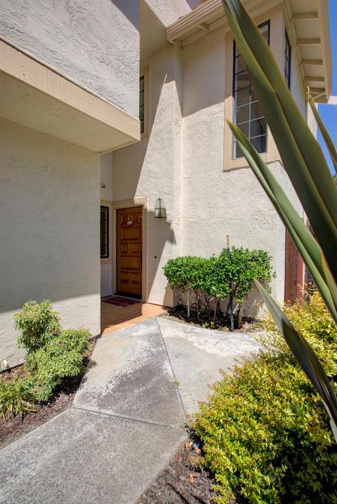 6032 Mount Hamilton Ct, Castro Valley, CA 94552 photo 4