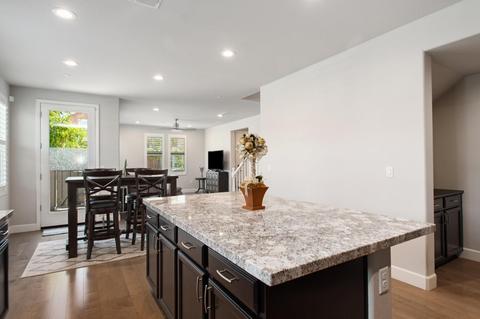 1733 Vine St, Davis, CA 95616 photo 10