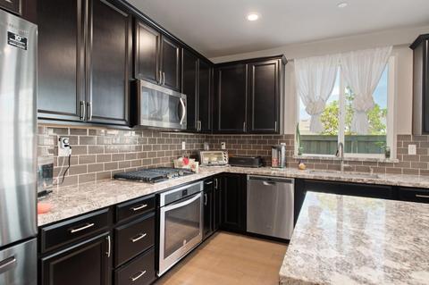 1733 Vine St, Davis, CA 95616 photo 9