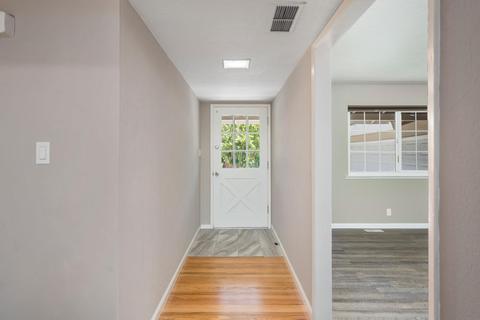 5525 Valhalla Dr, Carmichael, CA 95608 photo 5
