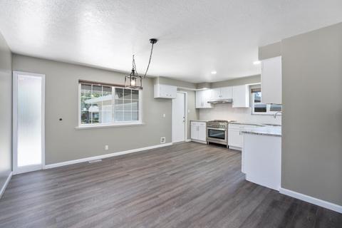 5525 Valhalla Dr, Carmichael, CA 95608 photo 6