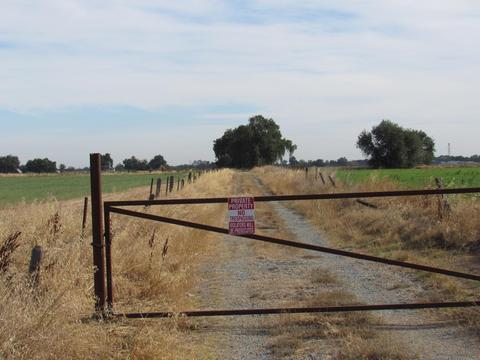 11551 E Collier Rd, Acampo, CA 95220 photo 1