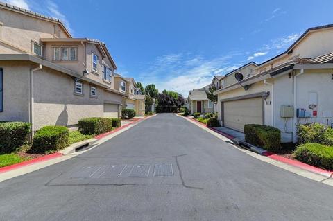 945 Courtyards Loop, Lincoln, CA 95648 photo 5