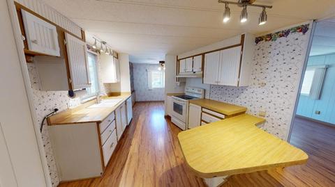 2121 Barrington, Modesto, CA 95350 photo 4
