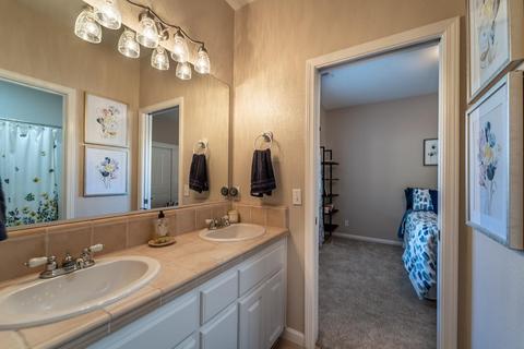 2804 W Kingman Ct, Modesto, CA 95355 photo 6