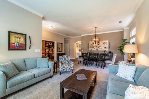 2804 W Kingman Ct, Modesto, CA 95355 photo 4