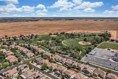 10031 E Taron Dr, Elk Grove, CA 95757 photo 72