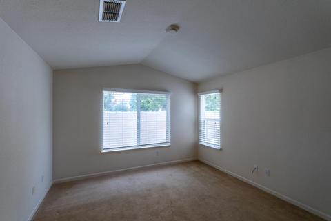 2400 Trellis Ln, Turlock, CA 95382 photo 9