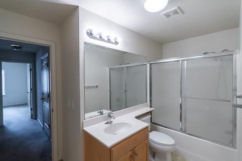 2400 Trellis Ln, Turlock, CA 95382 photo 12