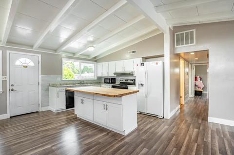 897 Quantas Ln, Hayward, CA 94545 photo 4