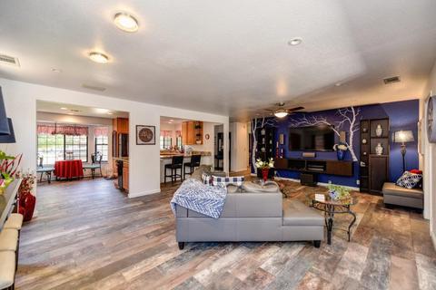 165 Robin Ct, Galt, CA 95632 photo 9