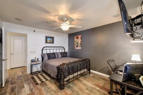 165 Robin Ct, Galt, CA 95632 photo 35