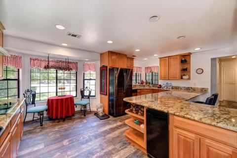 165 Robin Ct, Galt, CA 95632 photo 17