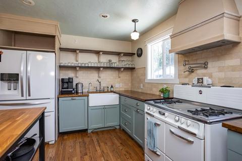 1224 Marilyn St, Modesto, CA 95350 photo 7