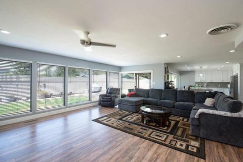 1901 Camden Dr, Modesto, CA 95355 photo 4