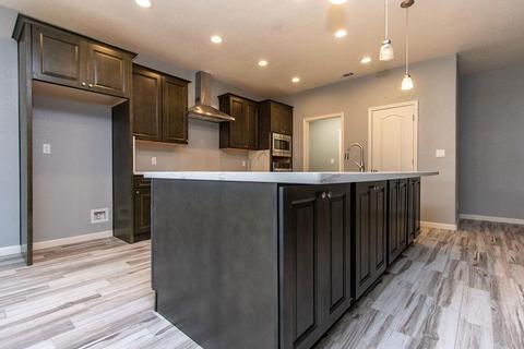 225 E Hawkeye Ave, Turlock, CA 95380 photo 8