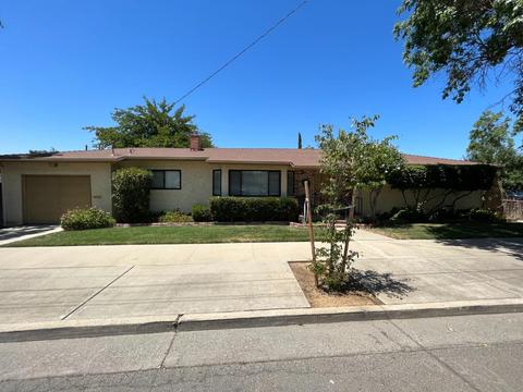 621 I St, Patterson, CA 95363 photo 1