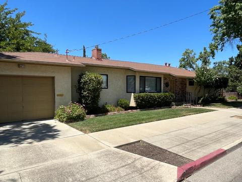 621 I St, Patterson, CA 95363 photo 3