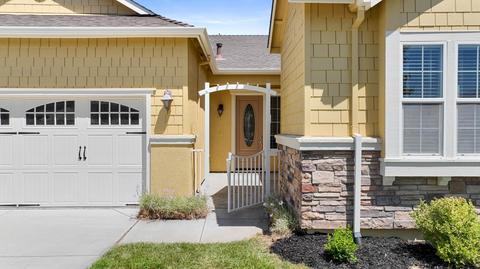 847 Sentinel Dr, Tracy, CA 95304 photo 4