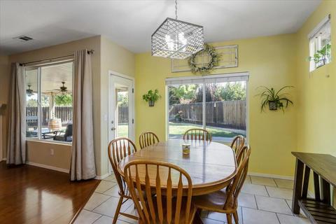 162 Yew Ct, Merced, CA 95341 photo 8