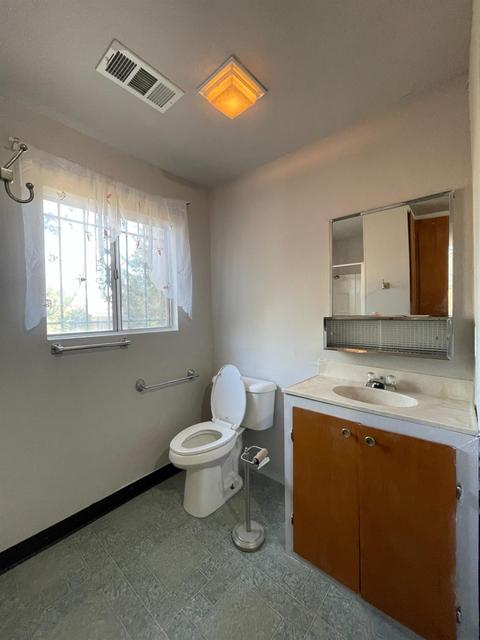 2430 E 8th St, Stockton, CA 95205 photo 23