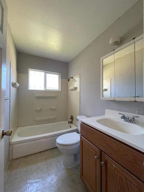 2430 E 8th St, Stockton, CA 95205 photo 13