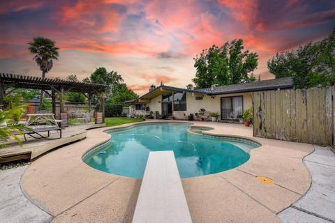 5460 Wildflower Cir, Carmichael, CA 95608 photo 2