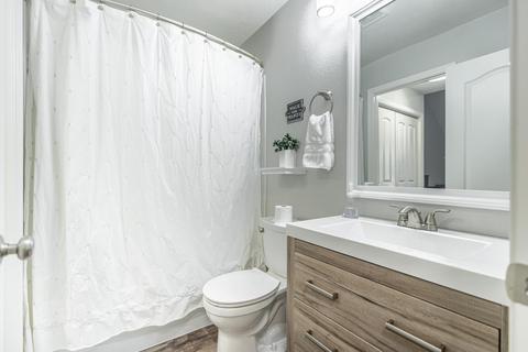 2425 Walnut Park Dr, Modesto, CA 95355 photo 9